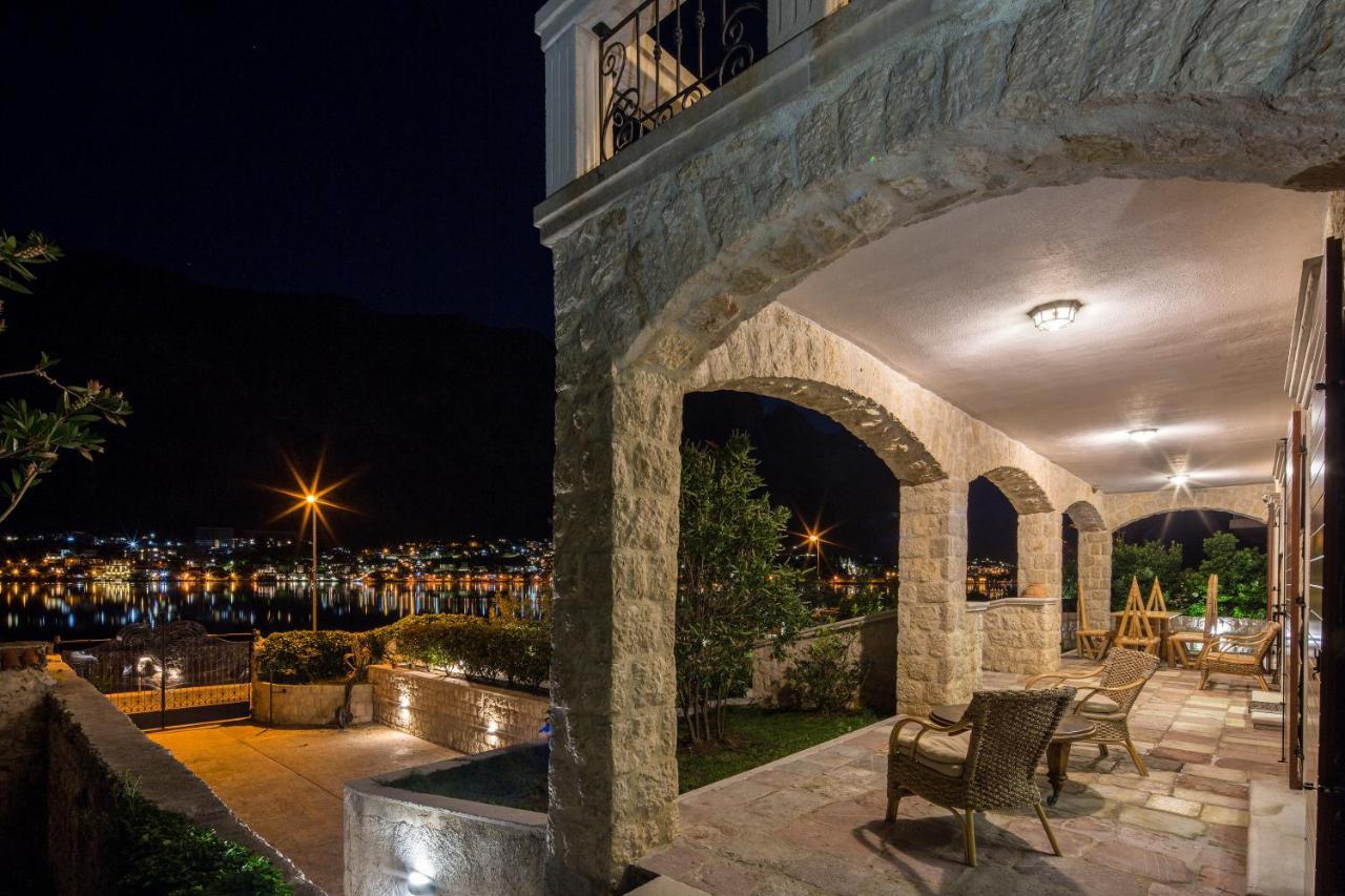 Palazzo Banicevic Luxury Rooms Kotor Luaran gambar